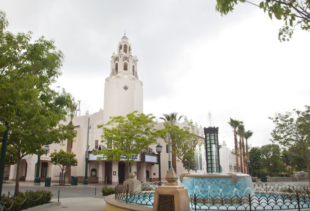 Carthay Fountain at Disney California Adventure Park - Photo 1