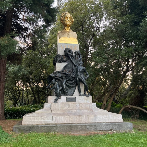 Verdi Statue in Golden Gate Park - Photo 1