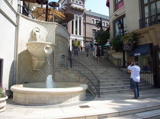 Rodeo Drive Steps - Photo 1