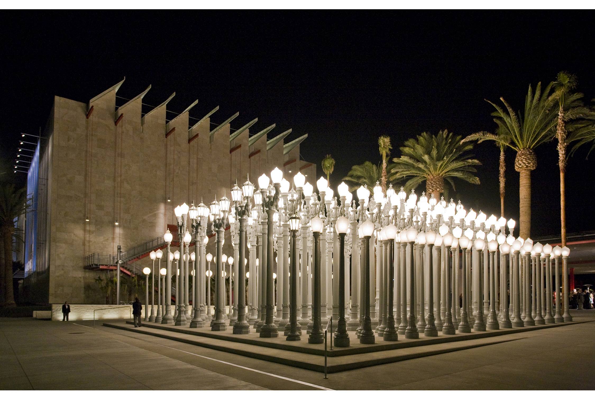 Miracle Mile - Photo 1