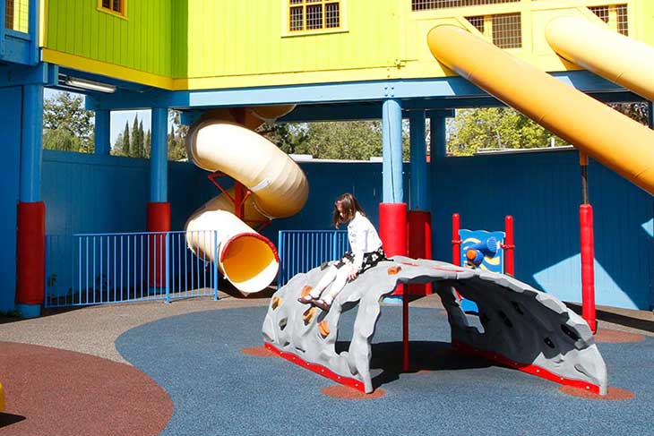 Snoopy's Space Race - Photo 1