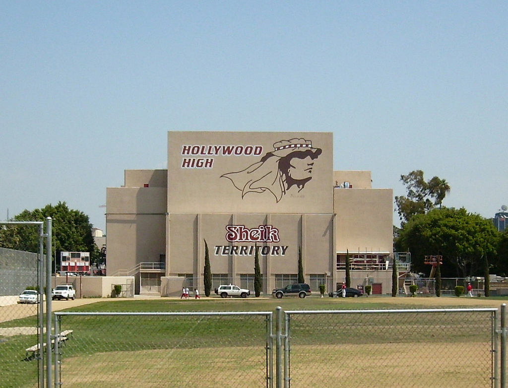 Hollywood High School - Photo 1