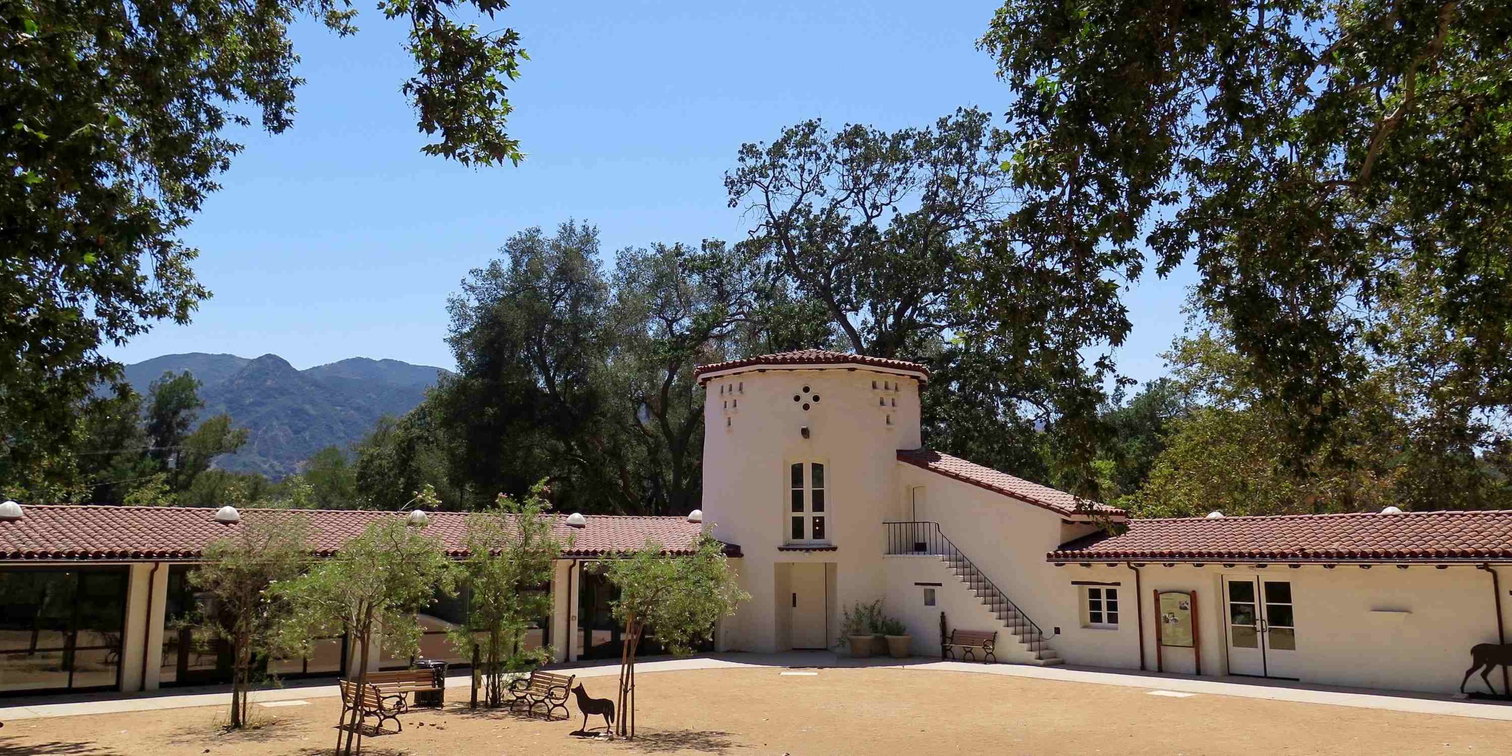 Santa Monica Mountains National Recreation Area Visitor Center - Photo 1