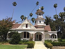 Queen Anne Cottage - Photo 1