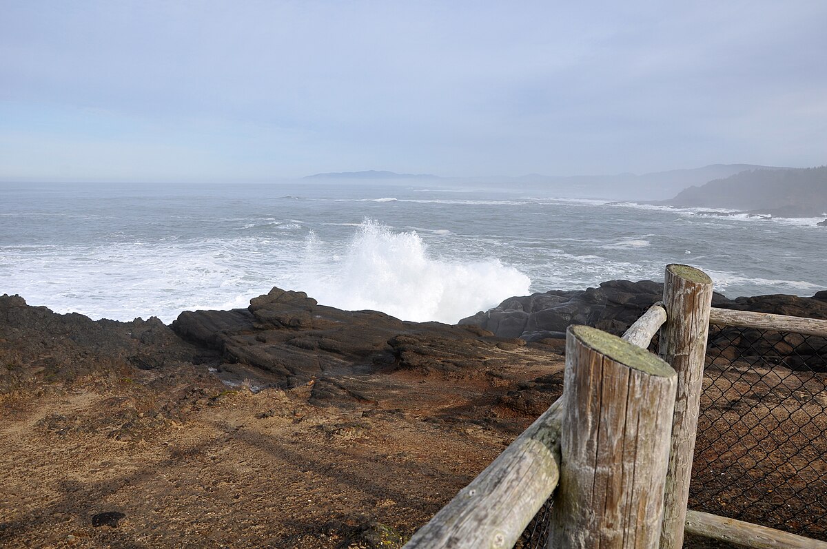 Boiler Bay State Scenic Viewpoint - Photo 1