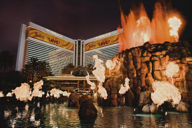 The Volcano - Photo 1