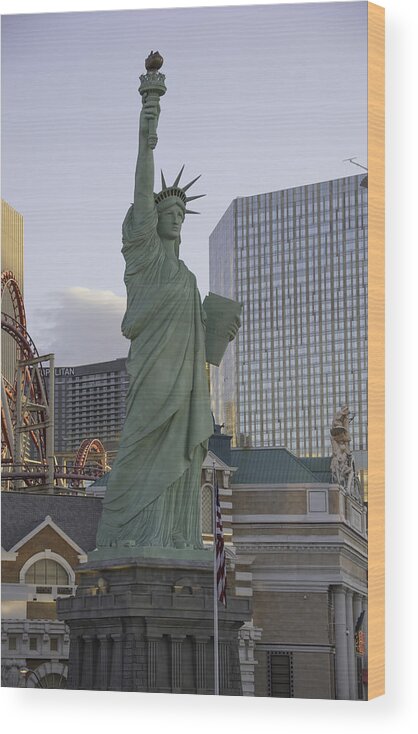 Statue of Liberty - Photo 1