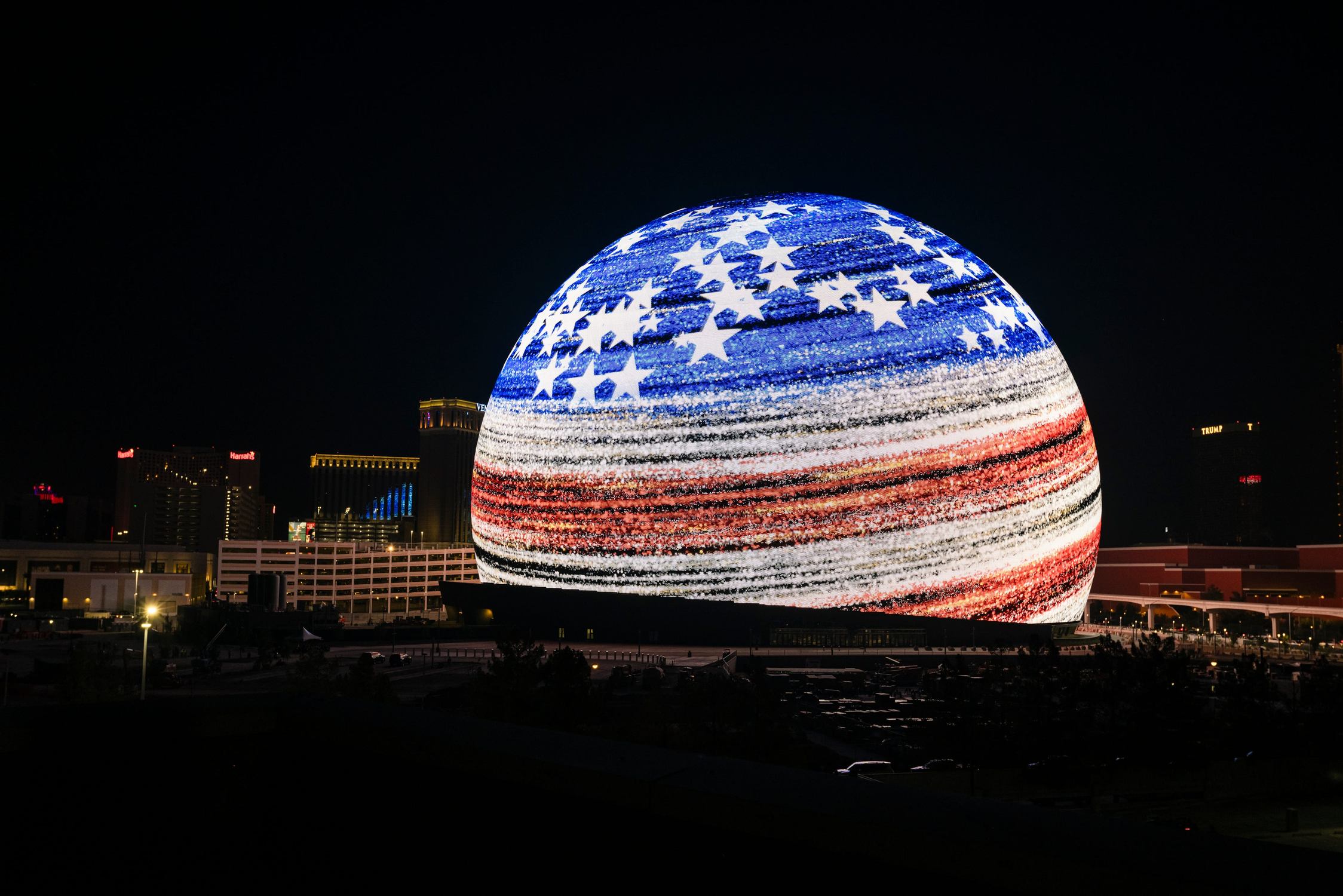 Sphere - Photo 1