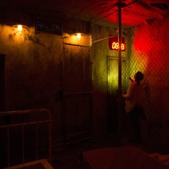 Live Game Escape - Photo 1