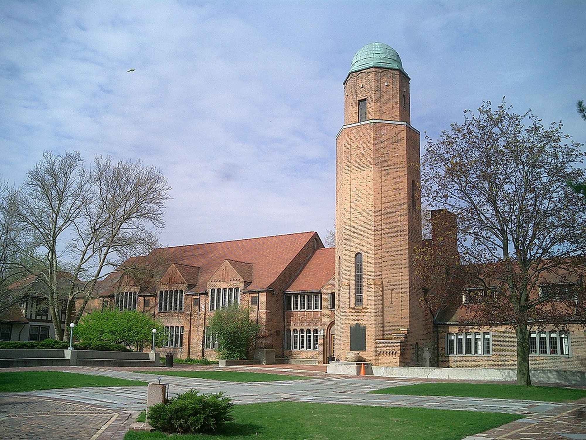 Bloomfield Hills - Photo 1