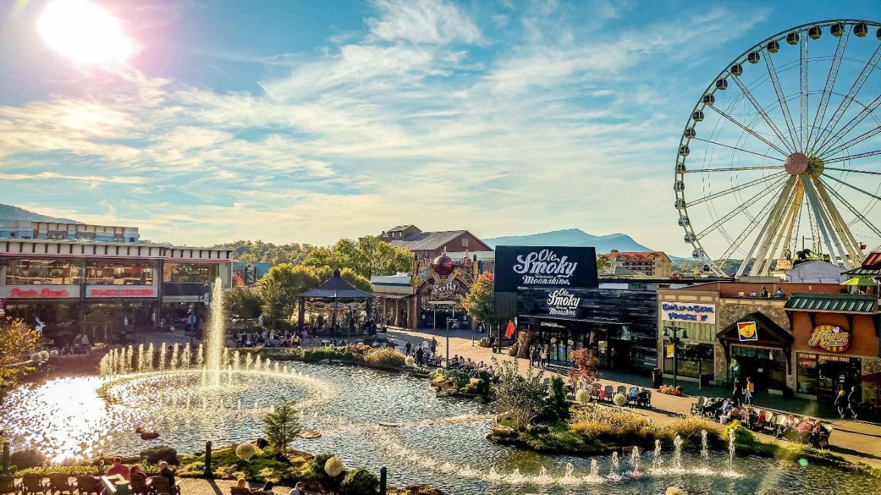 Pigeon Forge - Photo 1