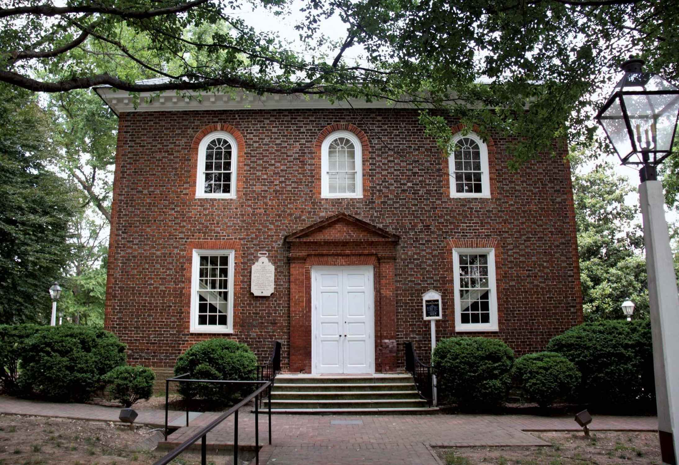 Falls Church - Photo 1