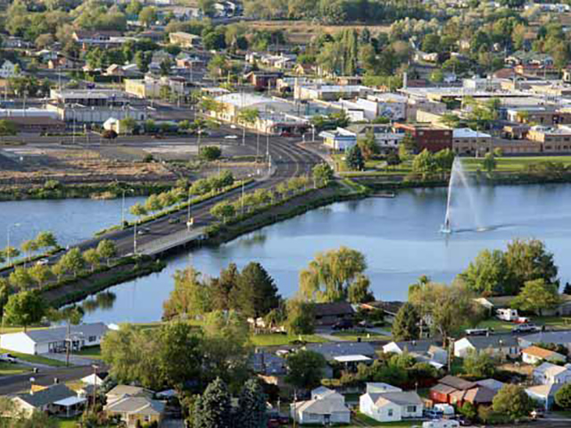 Moses Lake - Photo 1