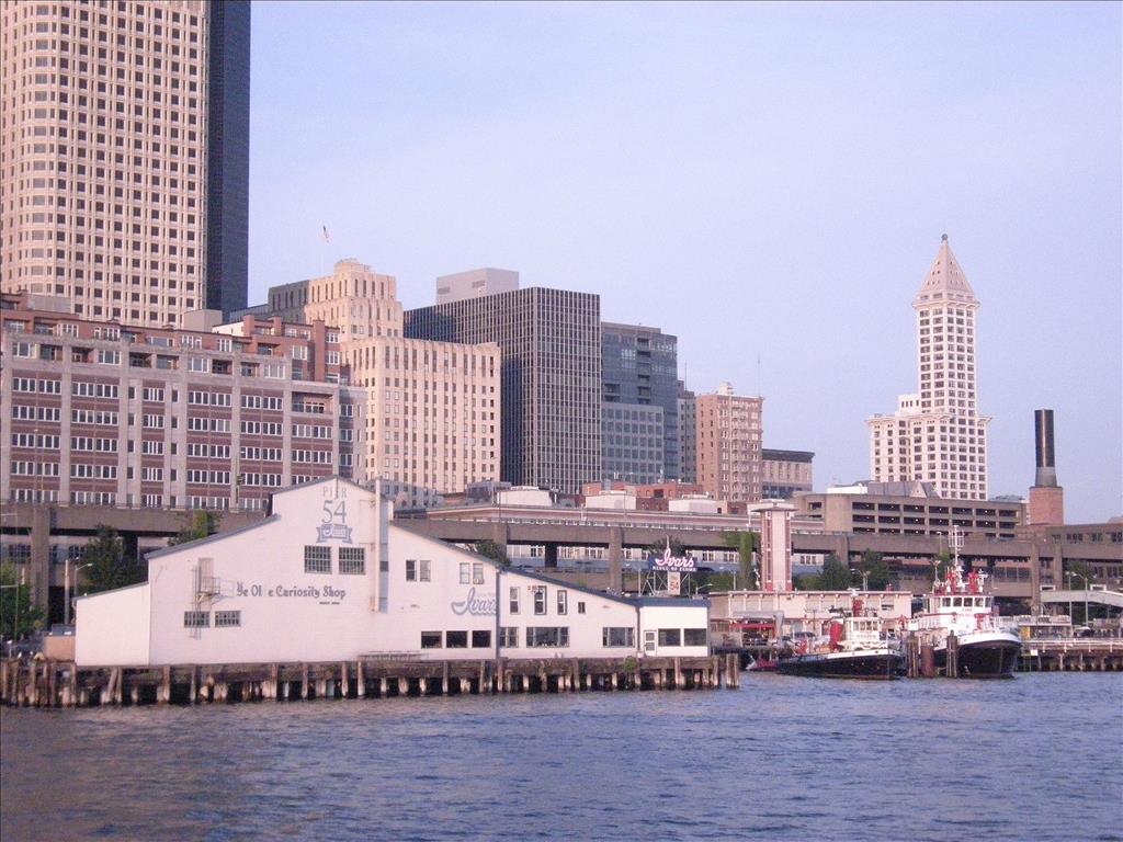 Pier 54 - Photo 1