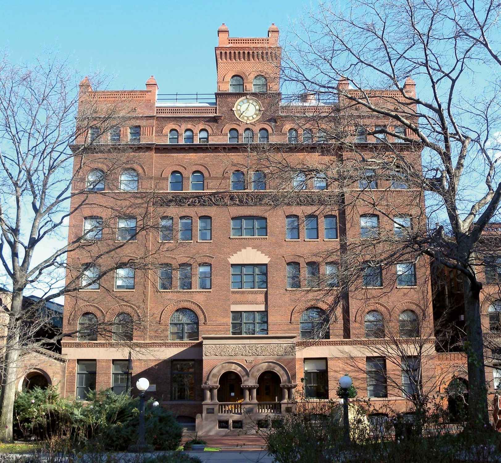 Pratt Institute - Photo 1