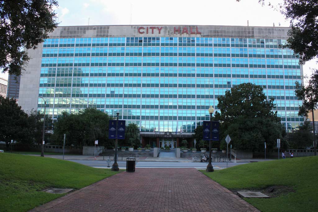 New Orleans City Hall - Photo 1
