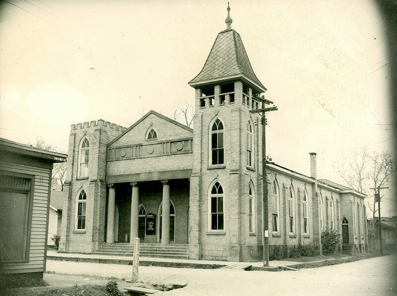 Stone Street Baptist Church - Photo 1