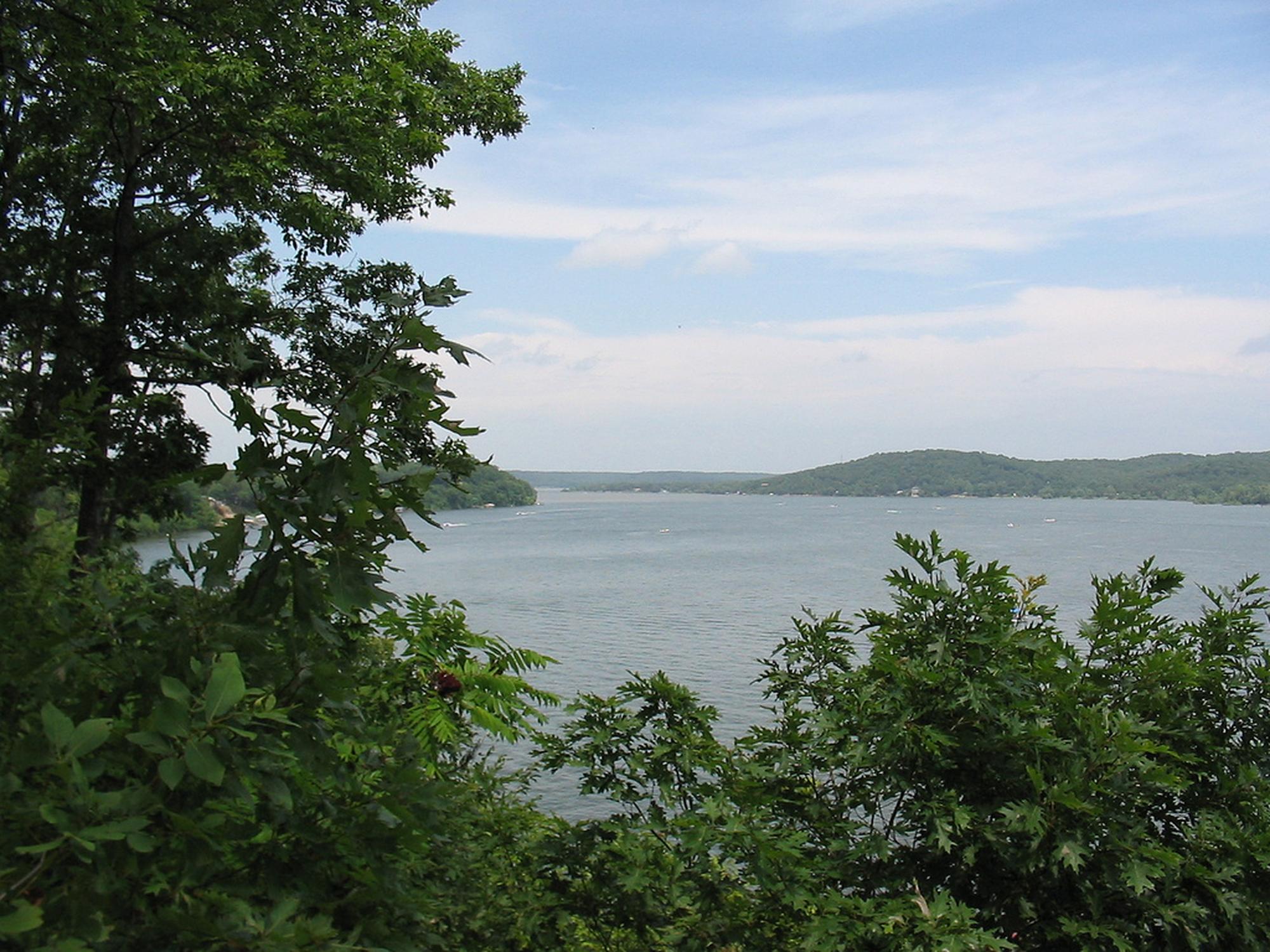 Grand Lake o' the Cherokees - Photo 1