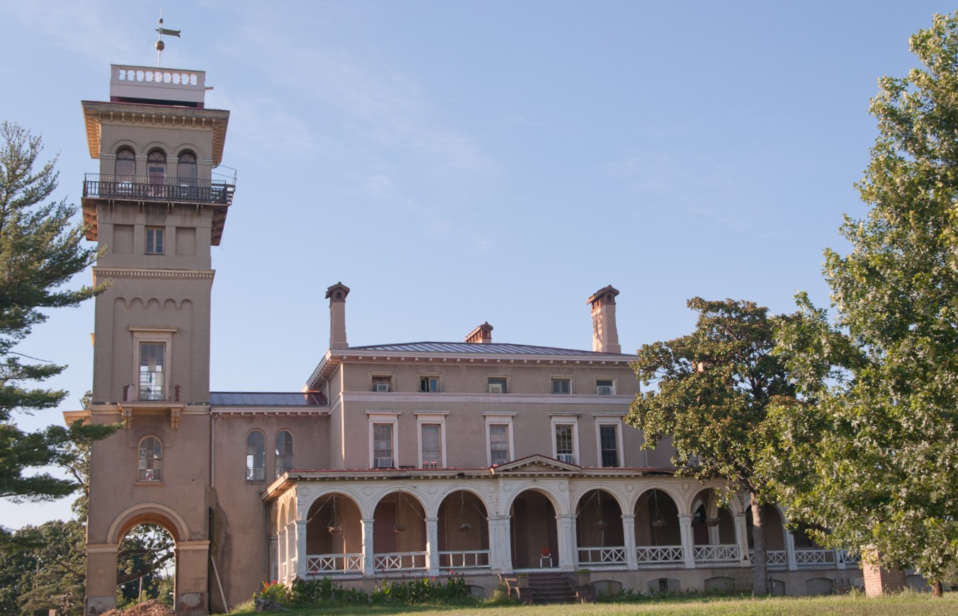 Clifton Park - Photo 1