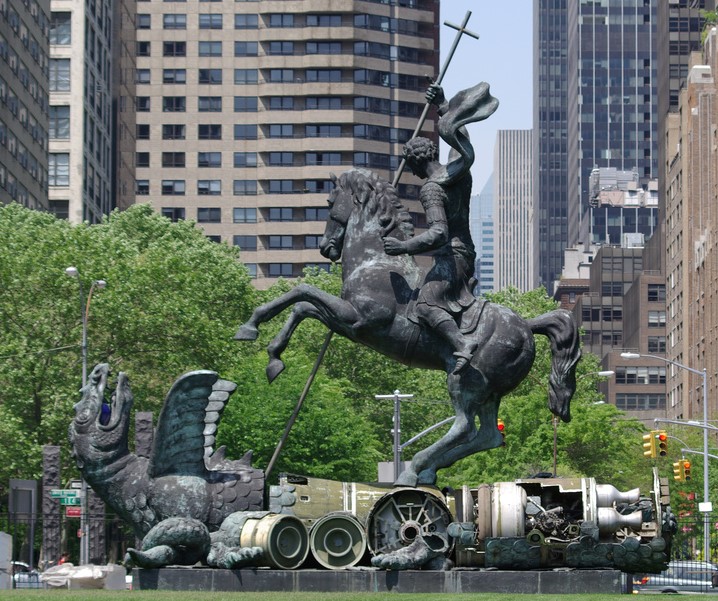 United Nations Gift Garden - "Good Defeats Evil" - Photo 1