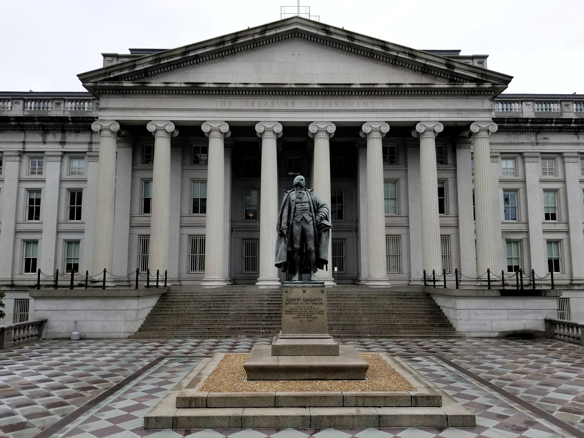 Statue of Albert Gallatin - Photo 1