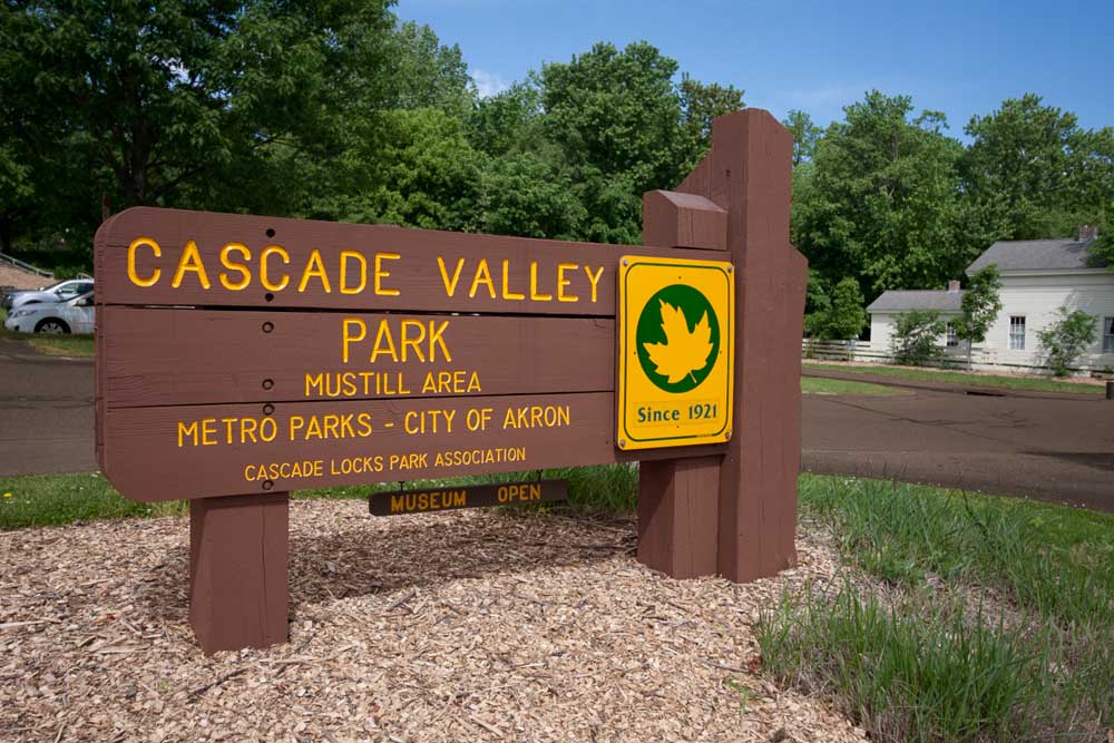 Cascade Valley Metropark (Cascade Locks Area) - Photo 1