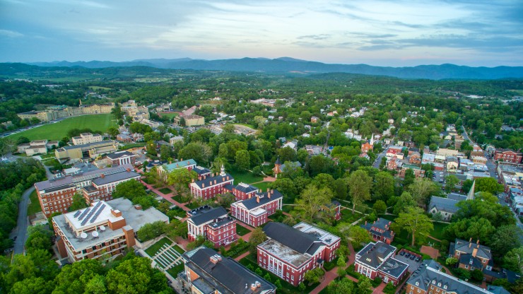 Washington and Lee University - Photo 1
