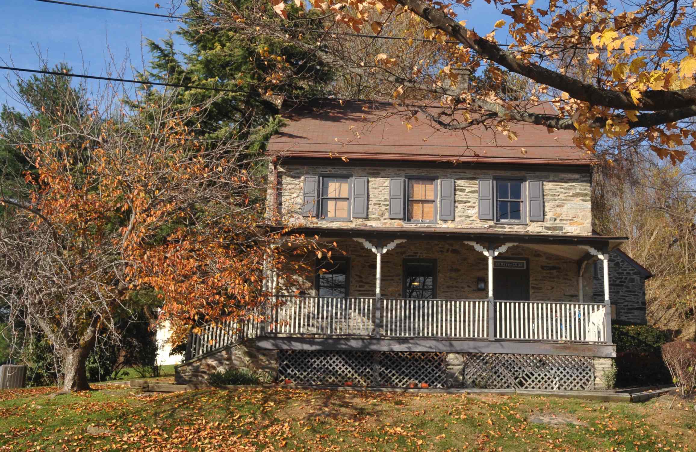 Roxborough - Photo 1