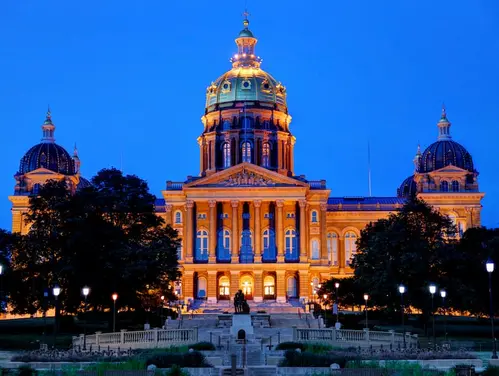 Iowa State Capitol - Photo 1