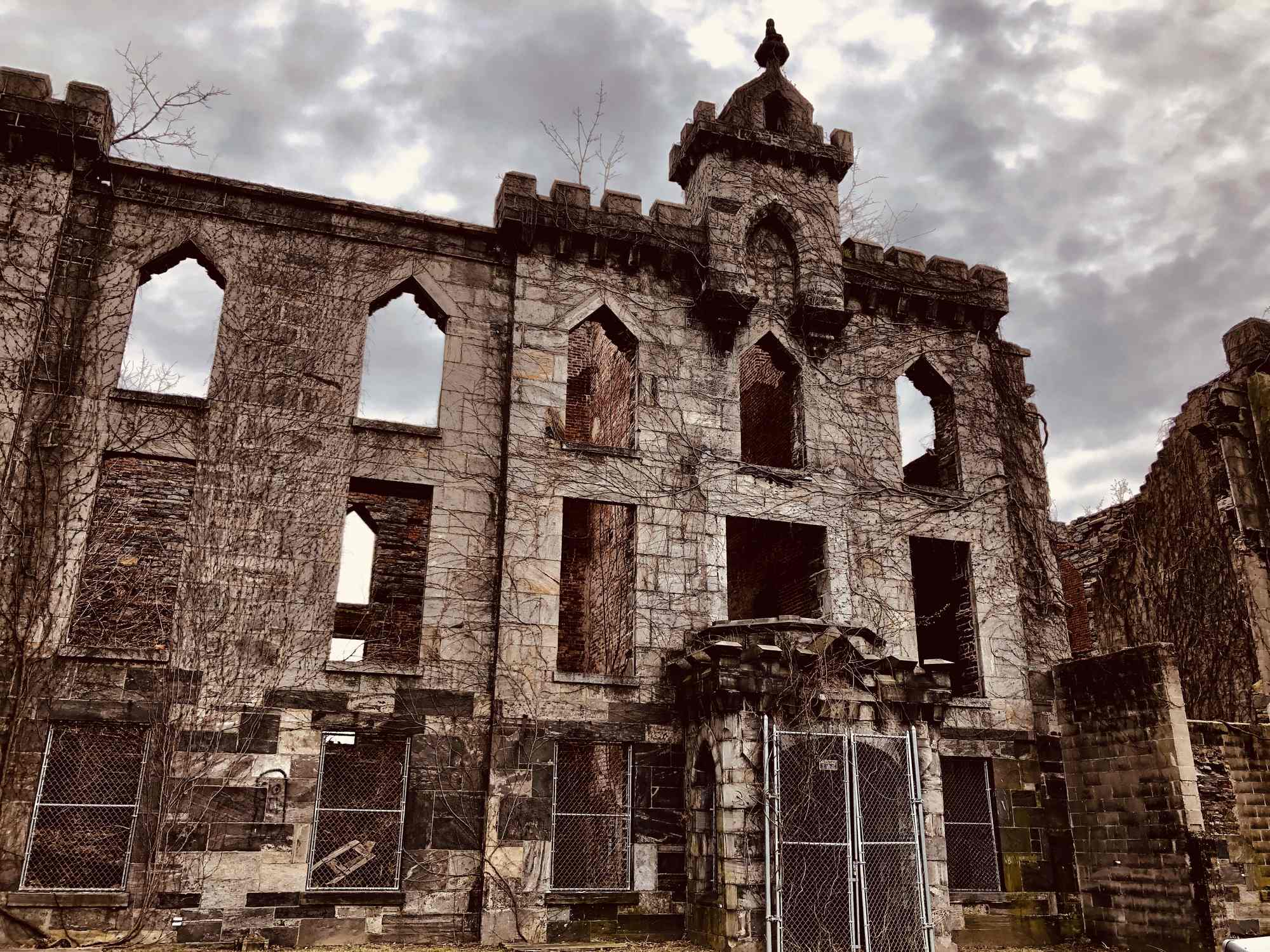 Smallpox Hospital - Photo 1