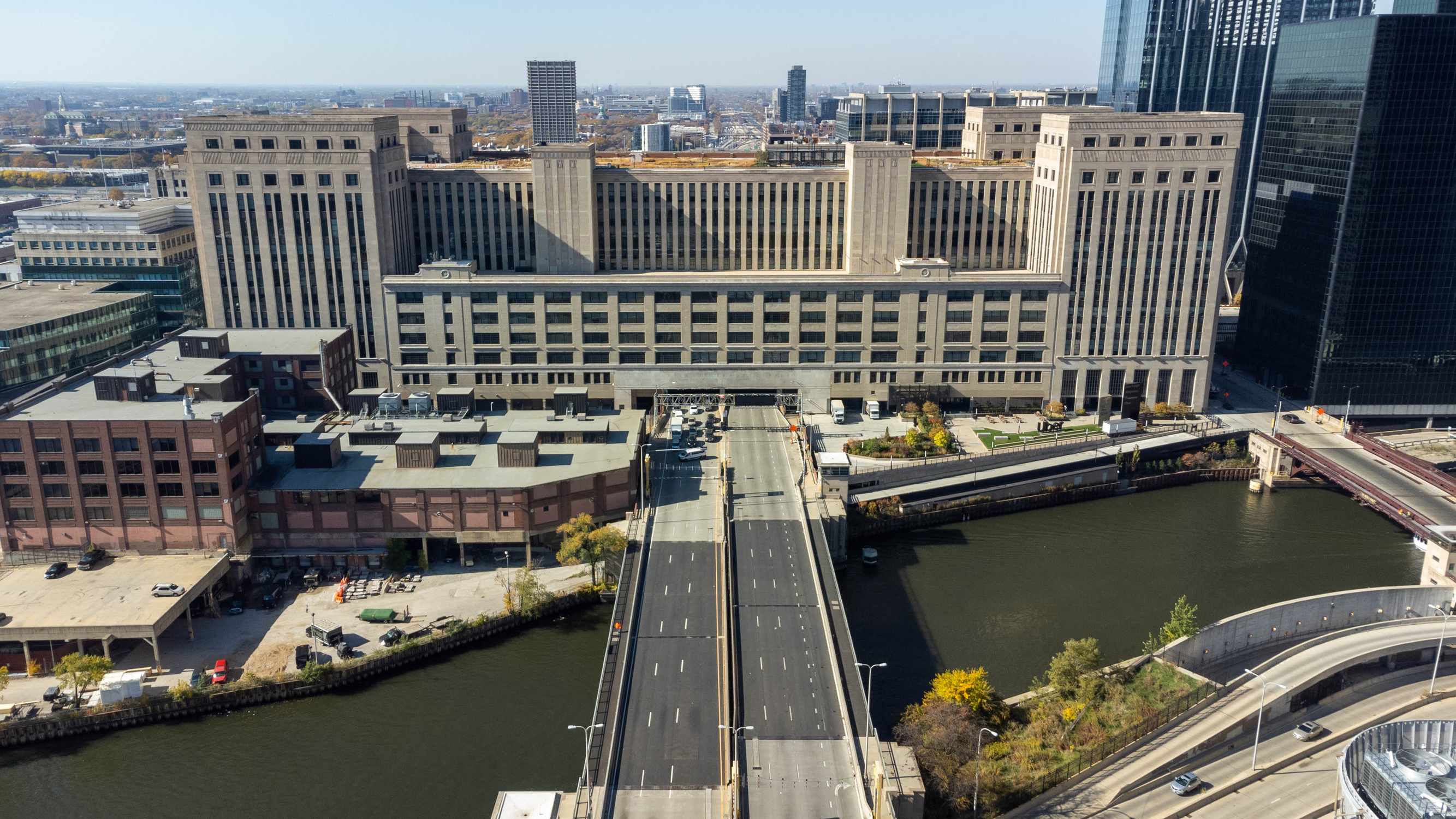 Old Chicago Post Office - Photo 1