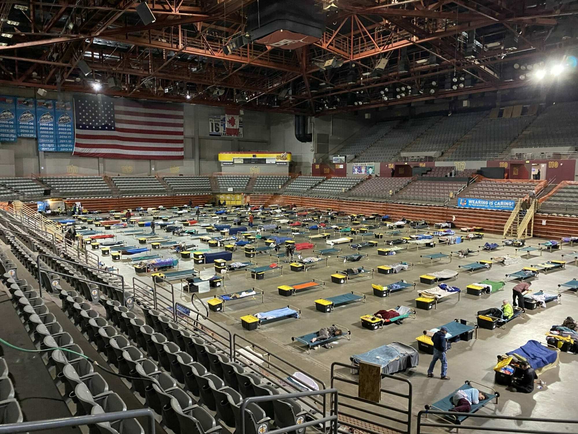 Sullivan Arena - Photo 1
