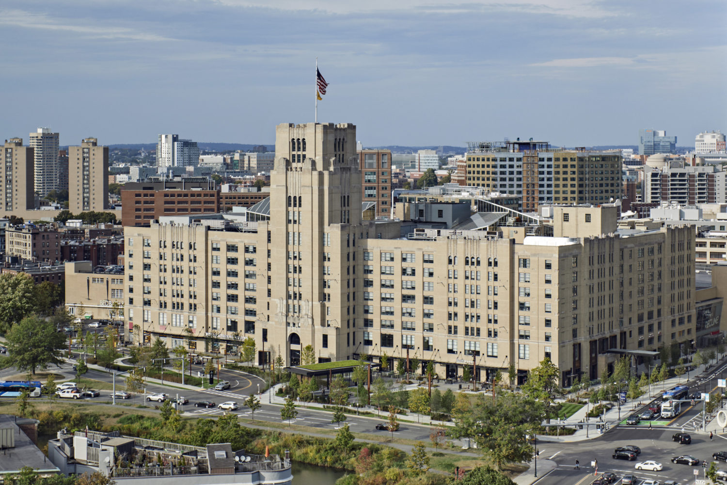 401 Park - Photo 1