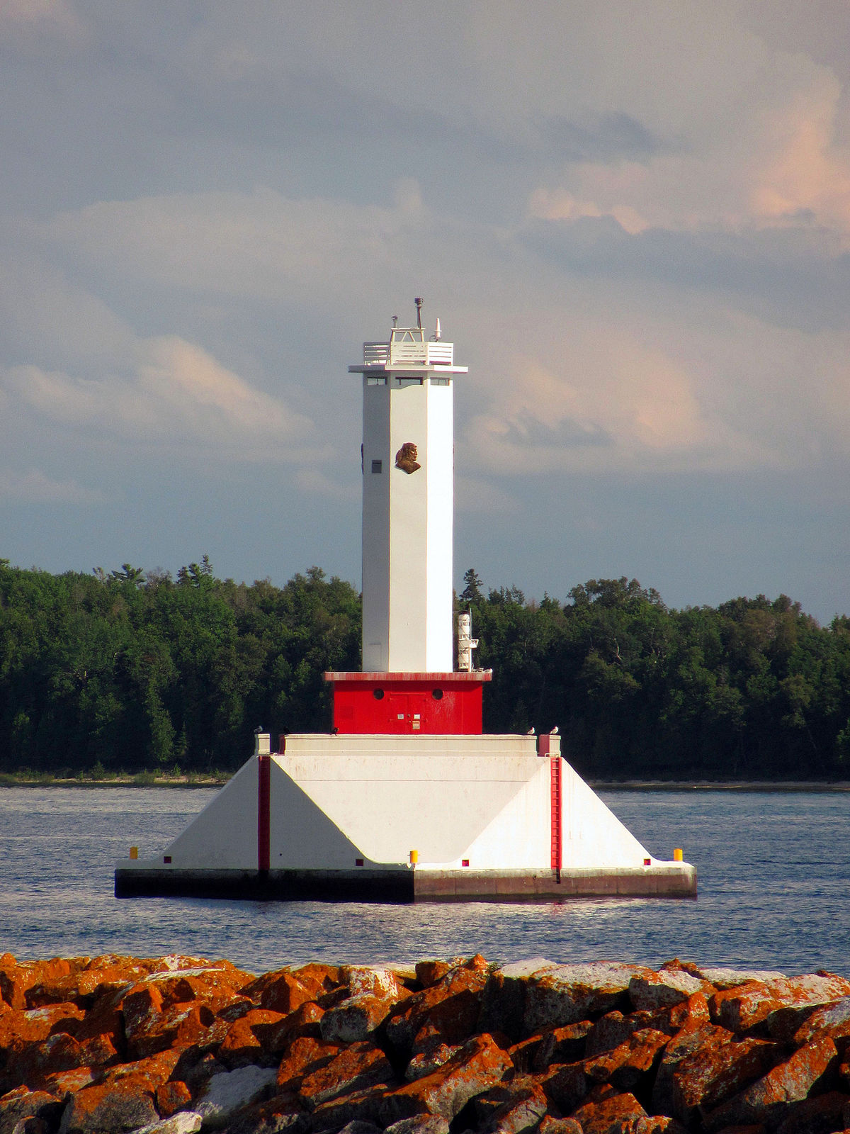 Round Island Passage Lighthouse - Photo 1