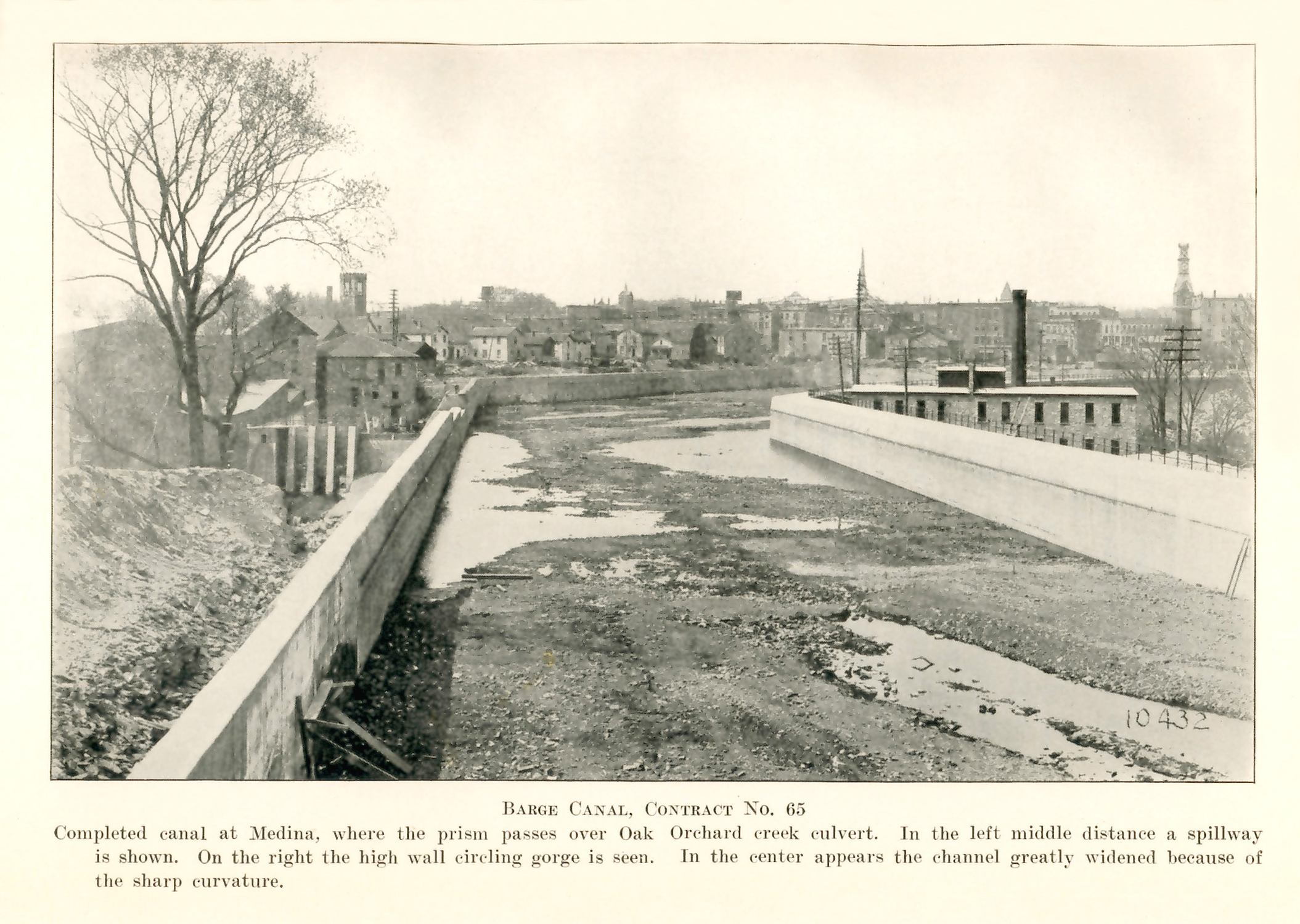 Old Erie Canal bed - Photo 1