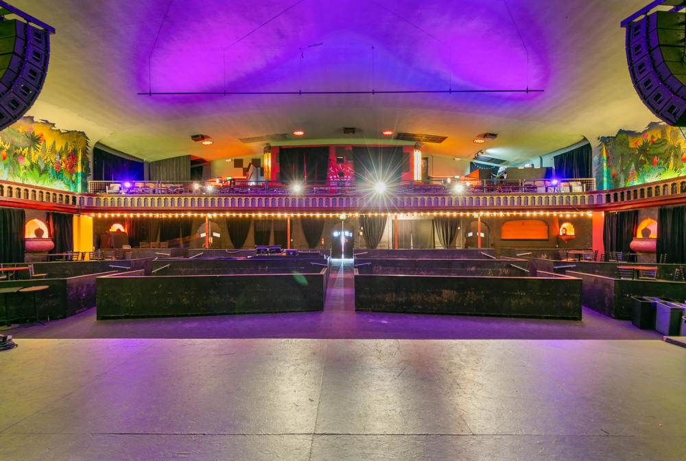 Oriental Theater - Photo 1