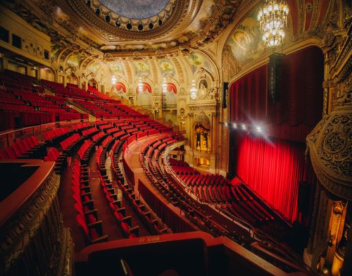 Chicago Theatre - Photo 1