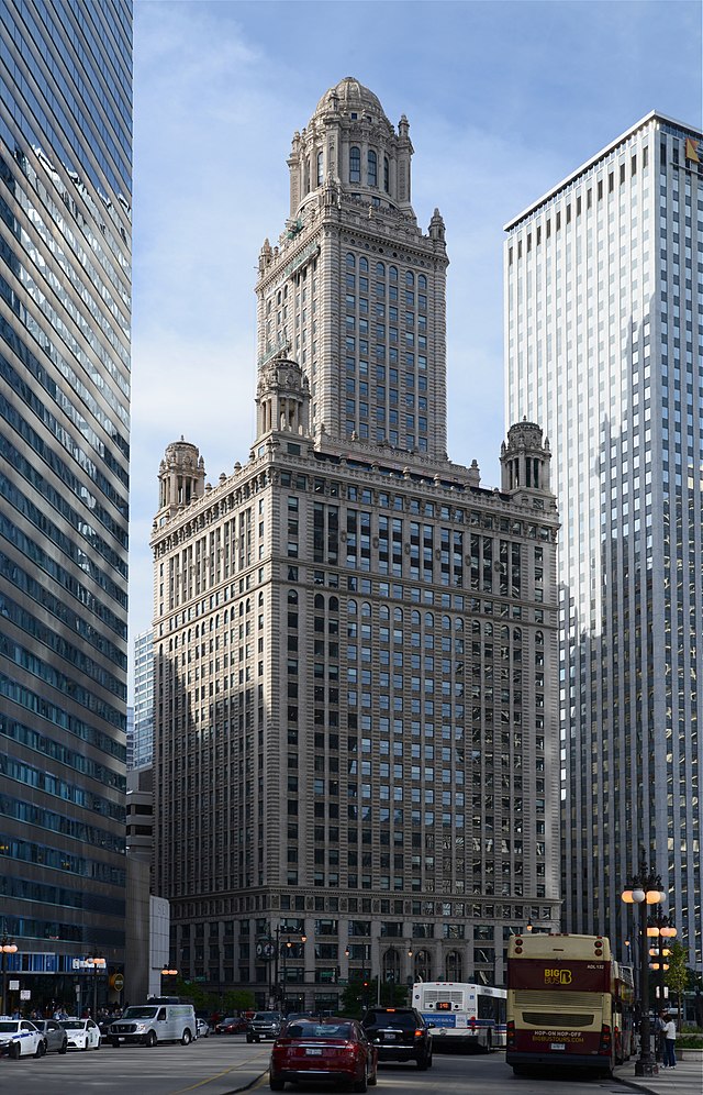 35 East Wacker - Photo 1