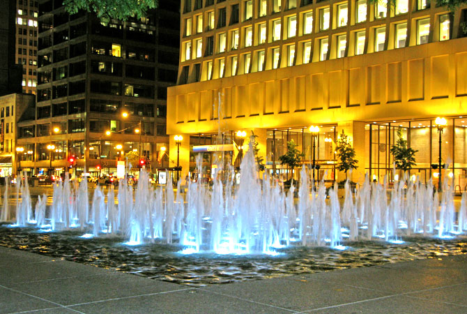 Daley Center Fountain - Photo 1