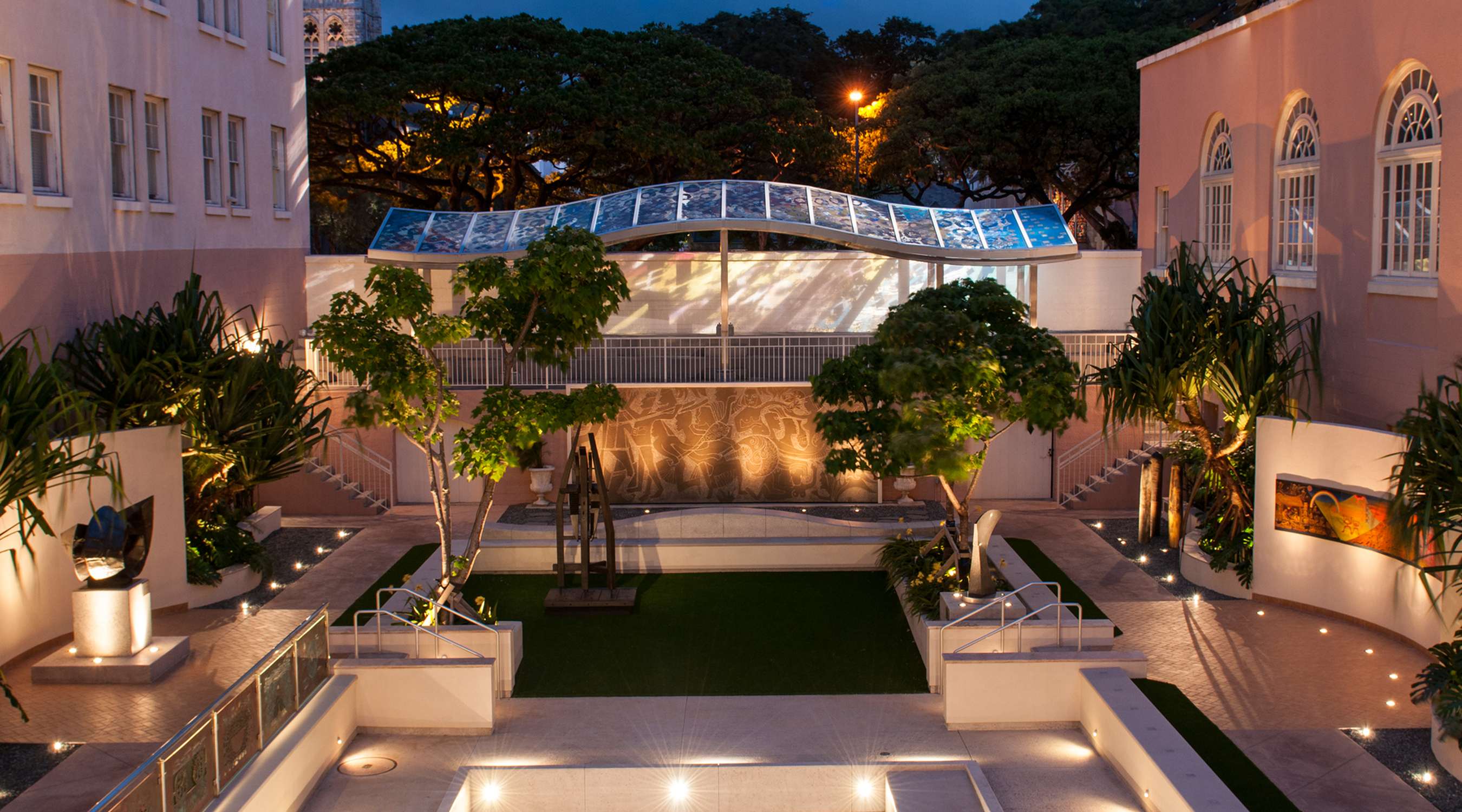 Hawaii State Art Museum - Photo 1