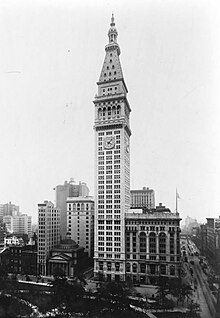 Met Life Tower - Photo 1
