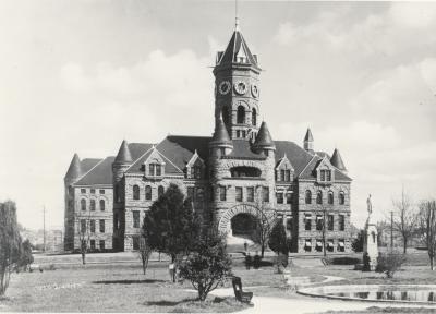 Old Capitol Building - Photo 1
