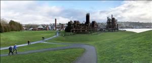 Kite Hill at Gas Works Park - Photo 1