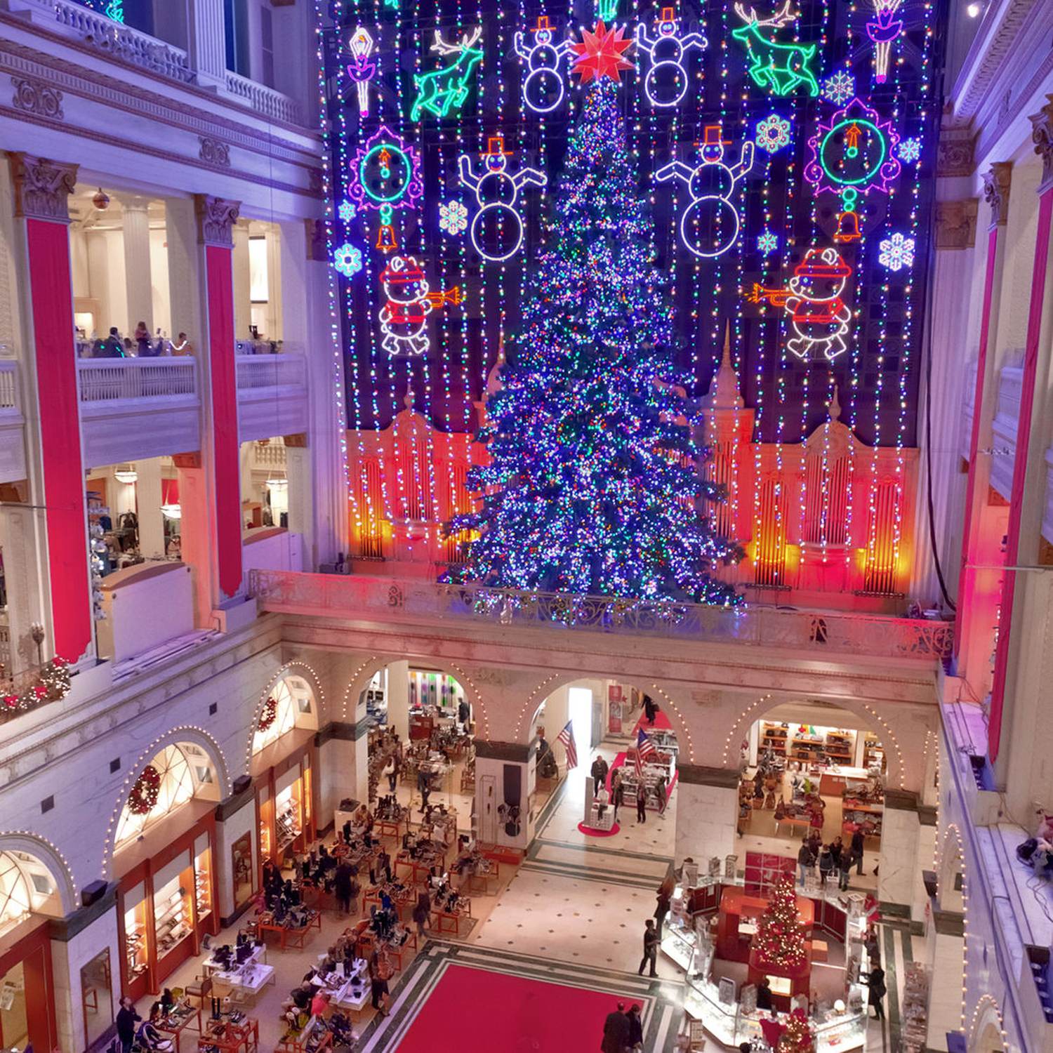 Macy's Center City Philadelphia - Photo 1