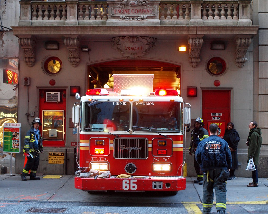 FDNY Engine 65 - Photo 1