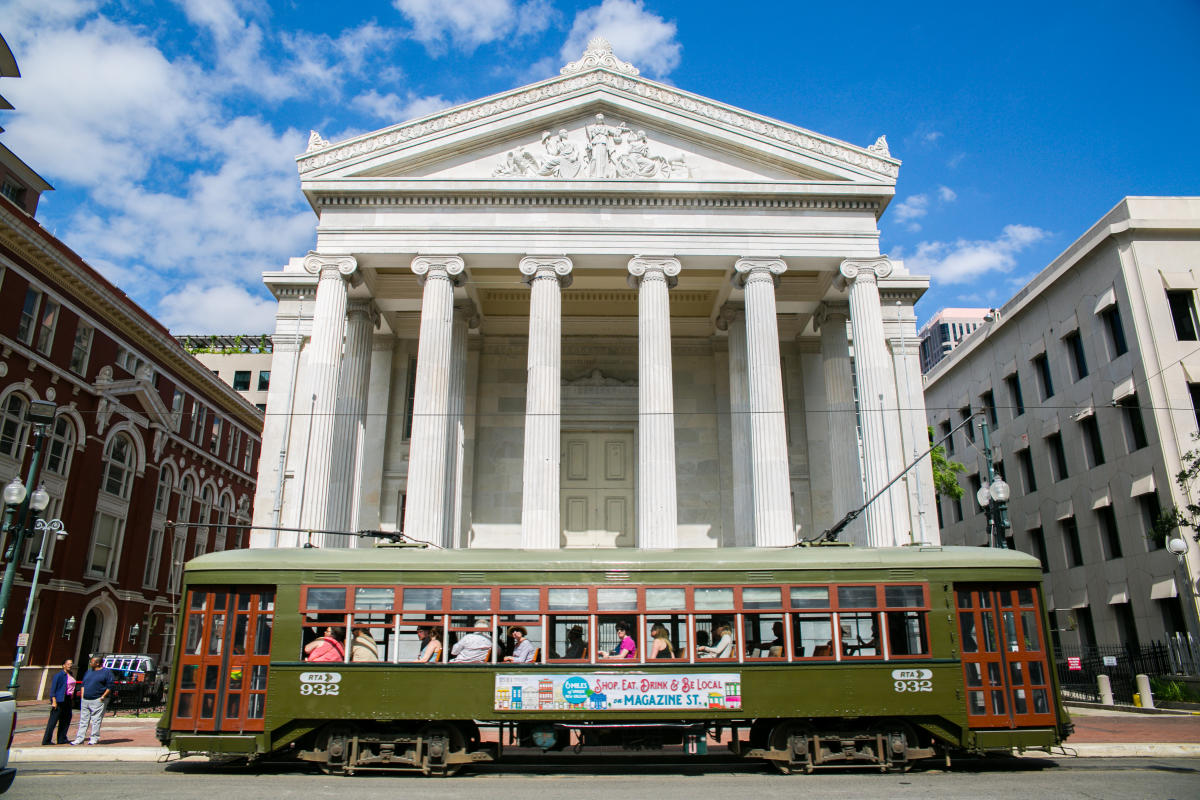 Gallier Hall - Photo 1