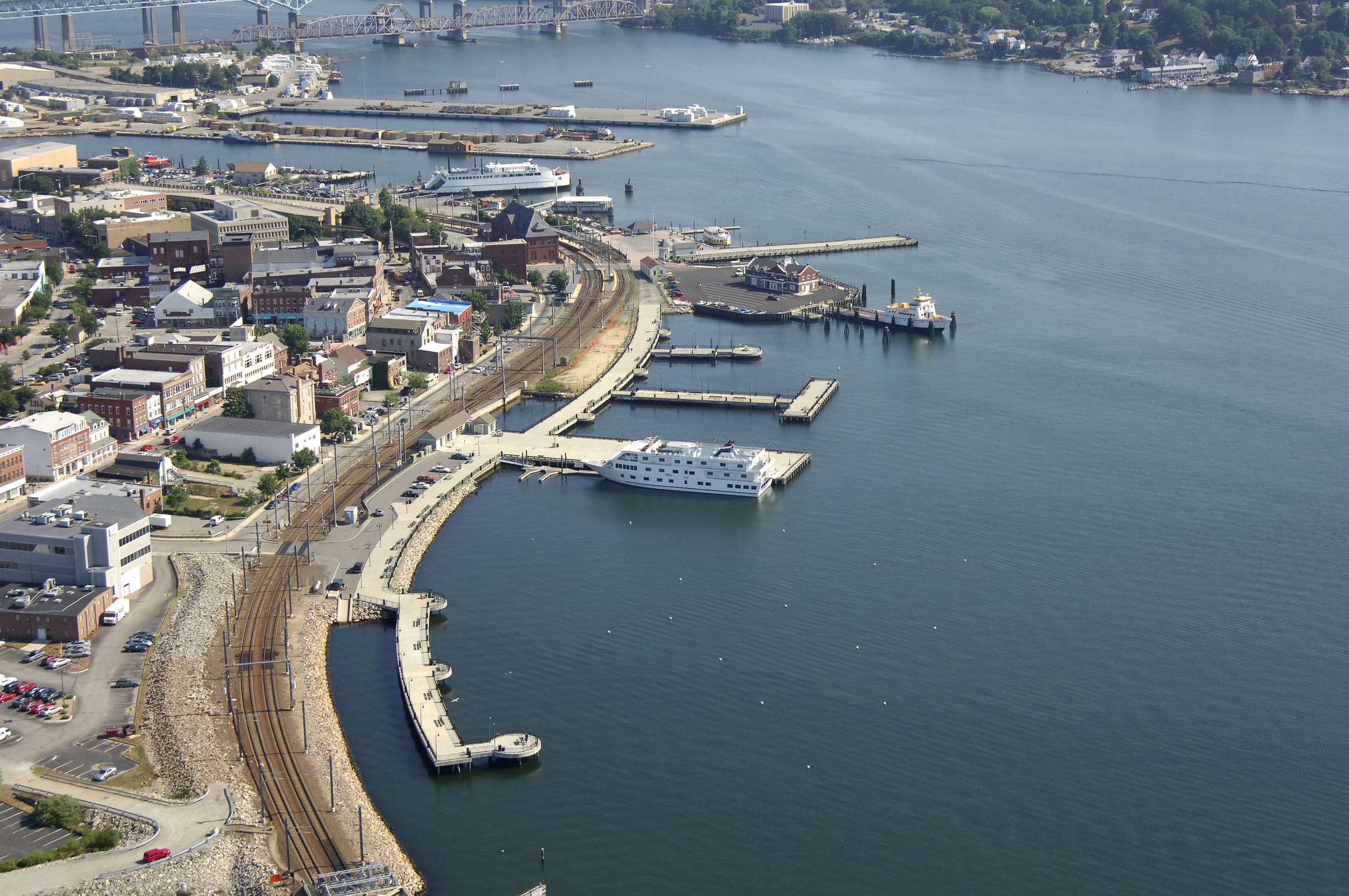 New London City Pier - Photo 1