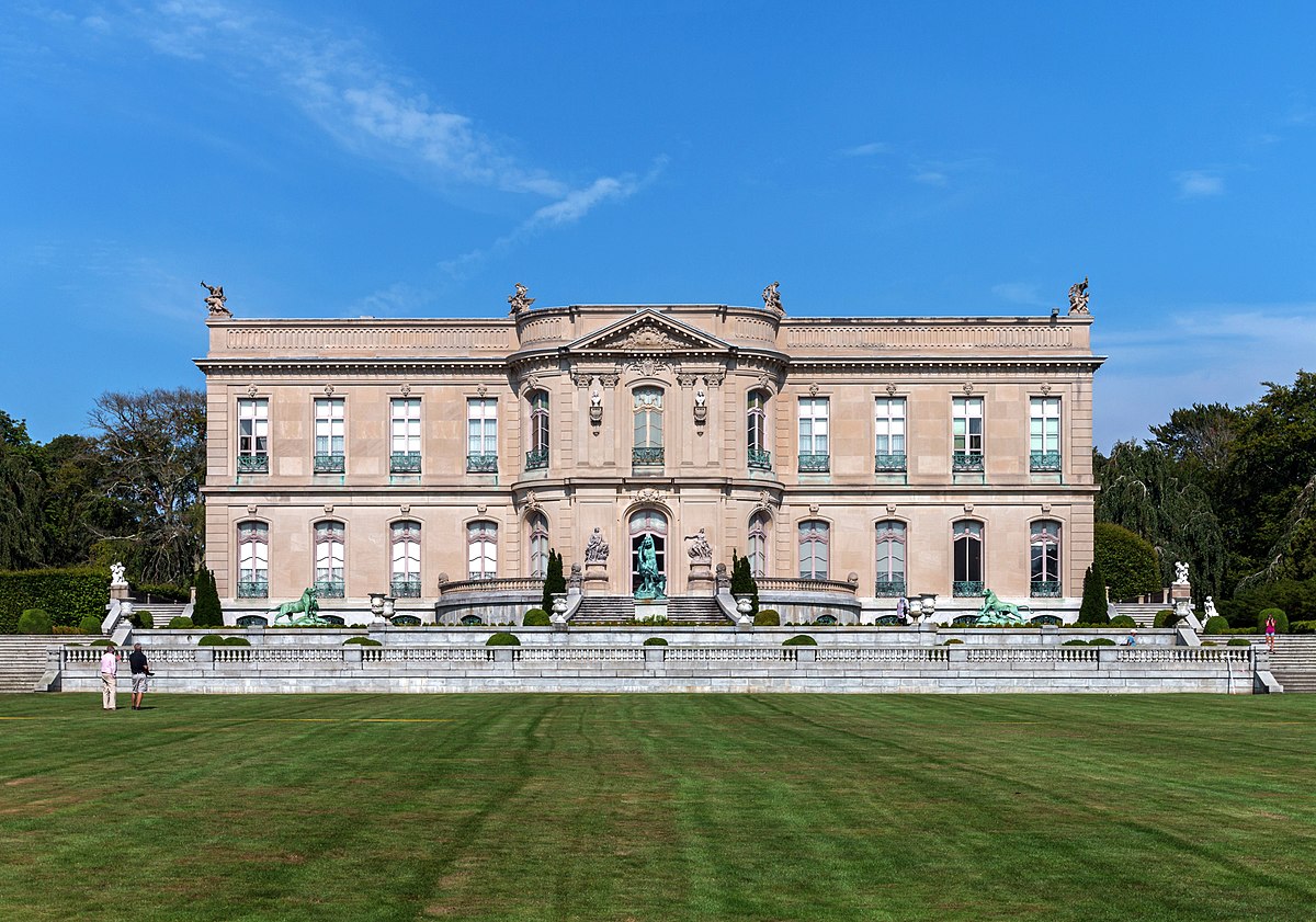 The Elms Mansion - Photo 1