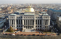 Newark City Hall - Photo 1