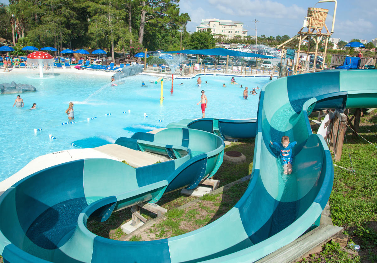 Shipwreck Island Water Park - Photo 1